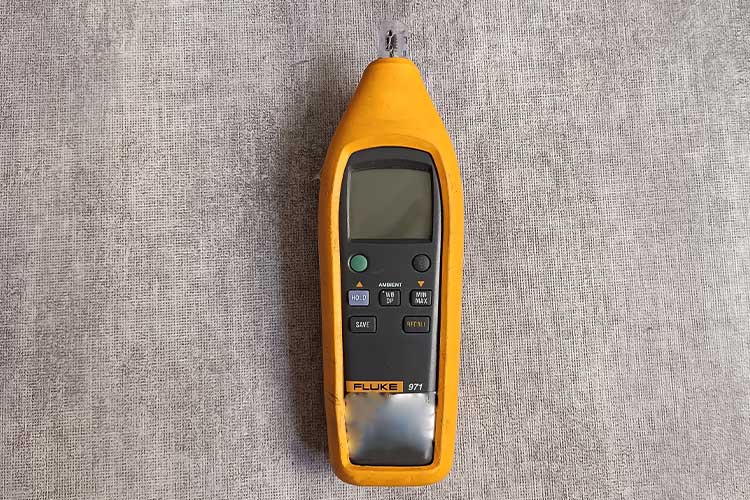 تعمیر دما و رطوبت سنج فلوک​